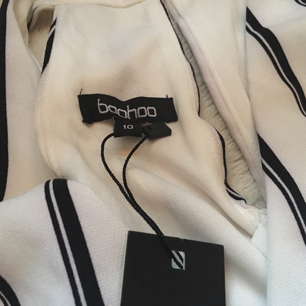 Brand NWT Boohoo Striped Romper